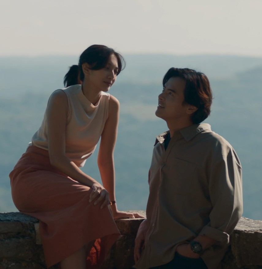 Film Sore: Istri dari Masa Depan hadirkan kisah cinta lintas waktu yang emosional, dibintangi Sheila Dara dan Dion Wiyoko.(Internet)