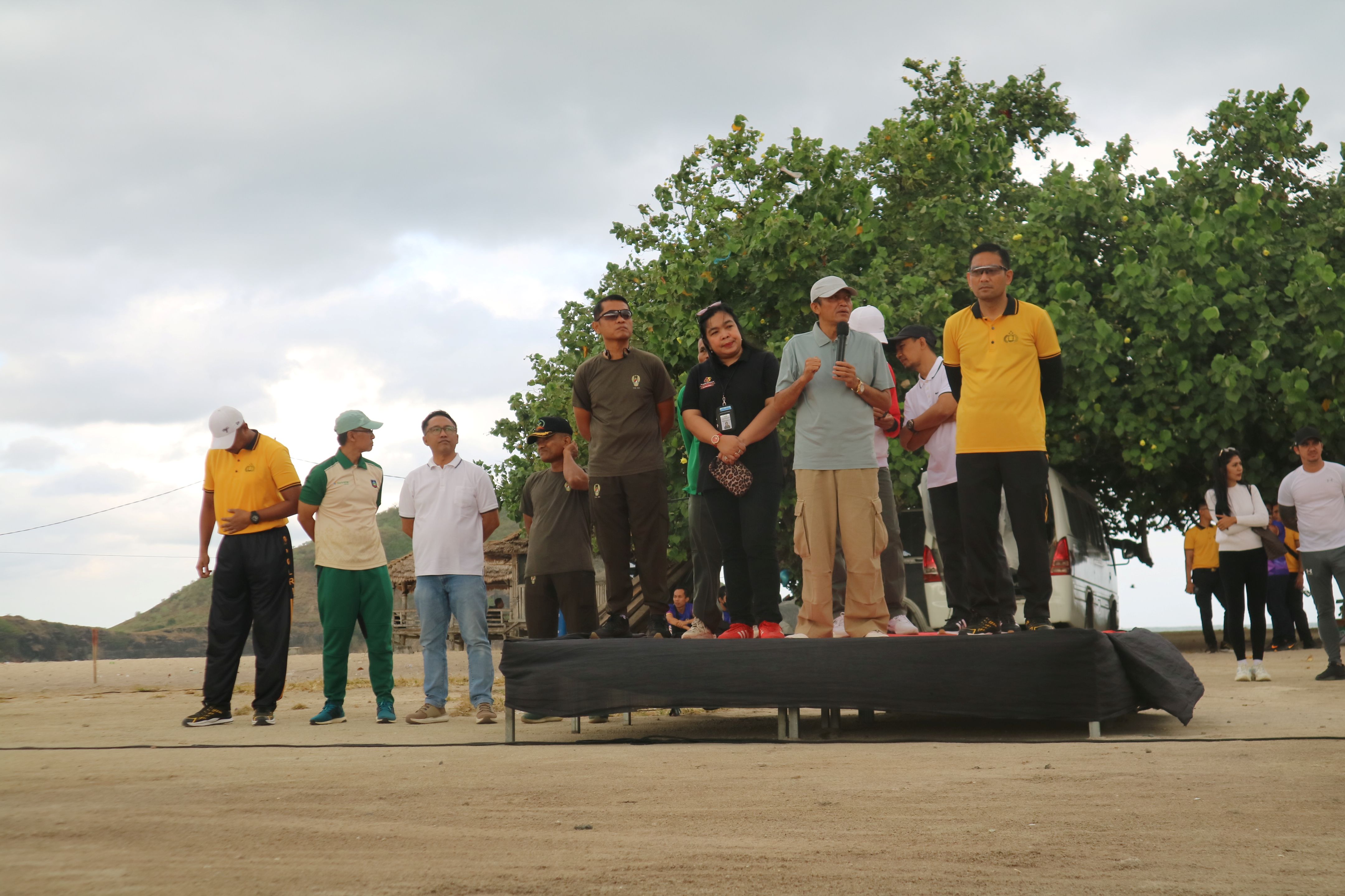 Bupati Lombok Tengah H Lalu Pathul Bahri bersama jajaran Forkopimda menekankan pentingnya pengembangan KEK Mandalika khususnya di Pantai Tanjung Aan