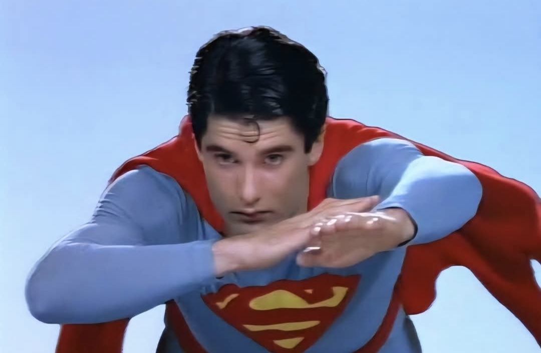 John Haymes Newton, pemeran Superboy dalam musim pertama serial Superboy (1988&ndash;1989). (istimewa)