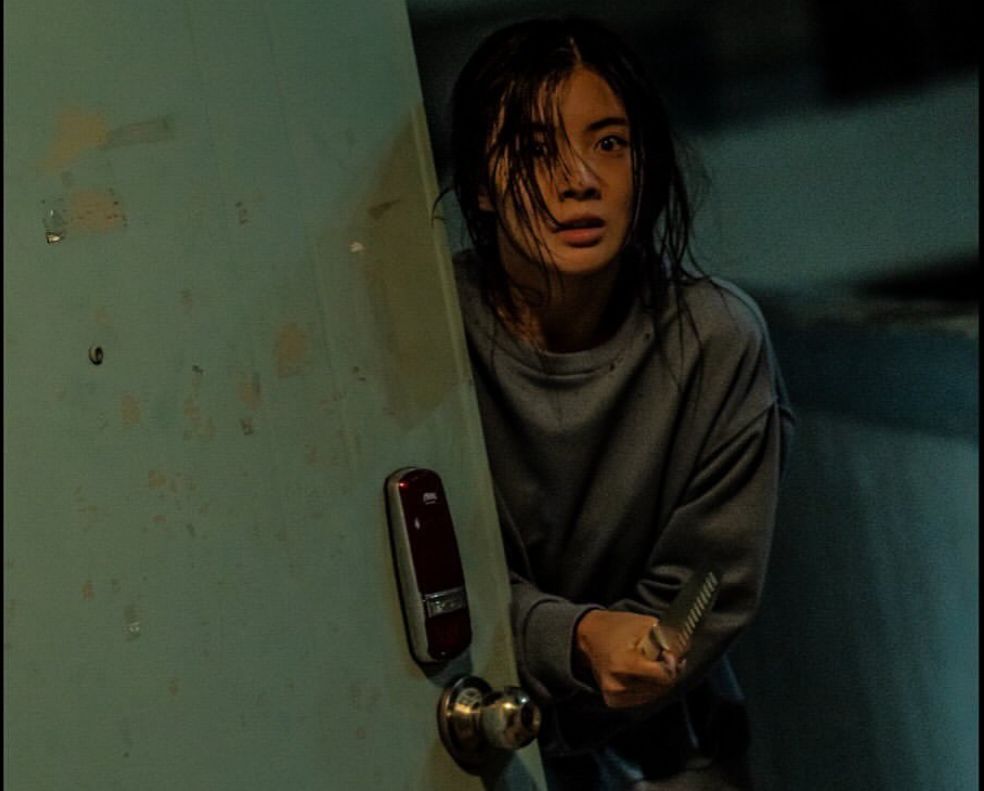 Film horor noise, teror mengerikan yang bersembunyi di balik dinding apartemen