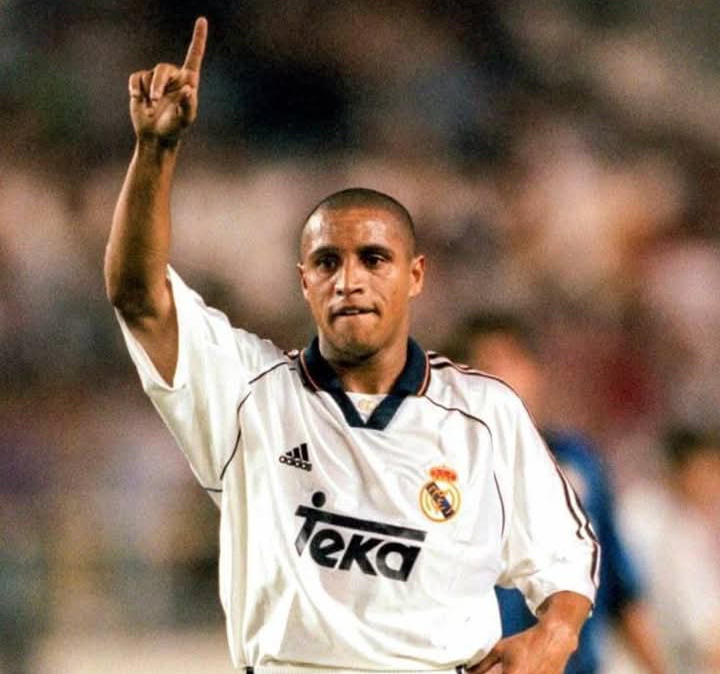 Roberto Carlos, legenda Real Madrid yang pernah berseragam Inter Milan.