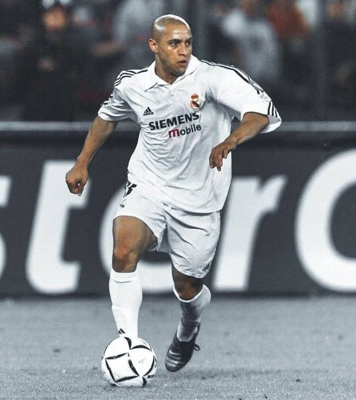 Roberto Carlos, legenda Real Madrid yang pernah berseragam Inter Milan.