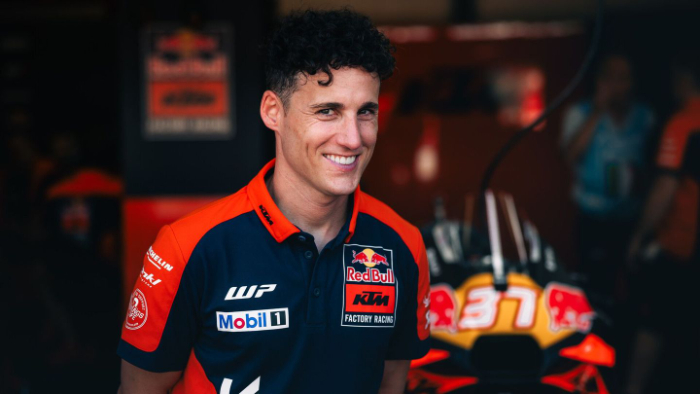 Kembali ke trek Brno, Pol Espargaro resmi ditunjuk Red Bull KTM Tech3 untuk menggantikan Maverick Vinales yang cedera bahu.