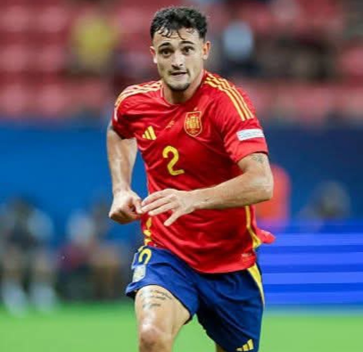 AC Milan tengah mencari sosok yang pas untuk bek kanan, dan namanya telah mengerucut pada Marc Pubill.
