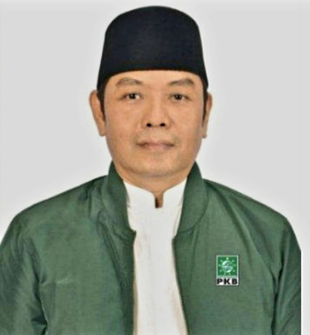 Ketua Komisi II DPRD NTB Lalu Pelita Putra mendukung penutupan sementara secara total Gunung Rinjani.