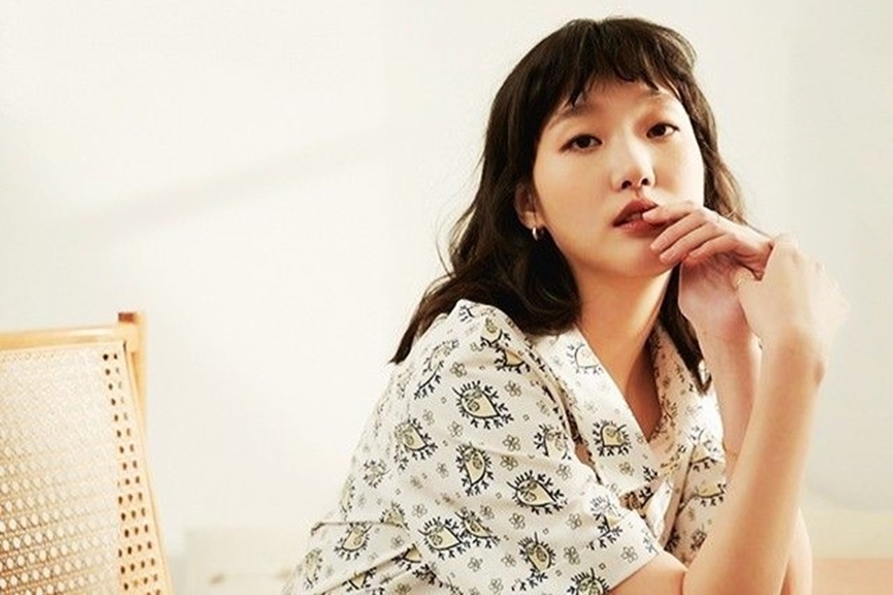 Kim go eun resmi bergabung dalam drama karya penulis queen of tears dan sutradara signal