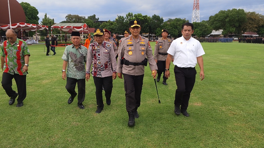 Kapolda NTB Irjen Pol Hadi Gunawan&nbsp;membentuk satuan tugas (Satgas) untuk mengantisipasi adanya beras oplosan. Tidak hanya itu, di wilayah Mataram juga sudah ditemukan adanya dugaan tersebut.