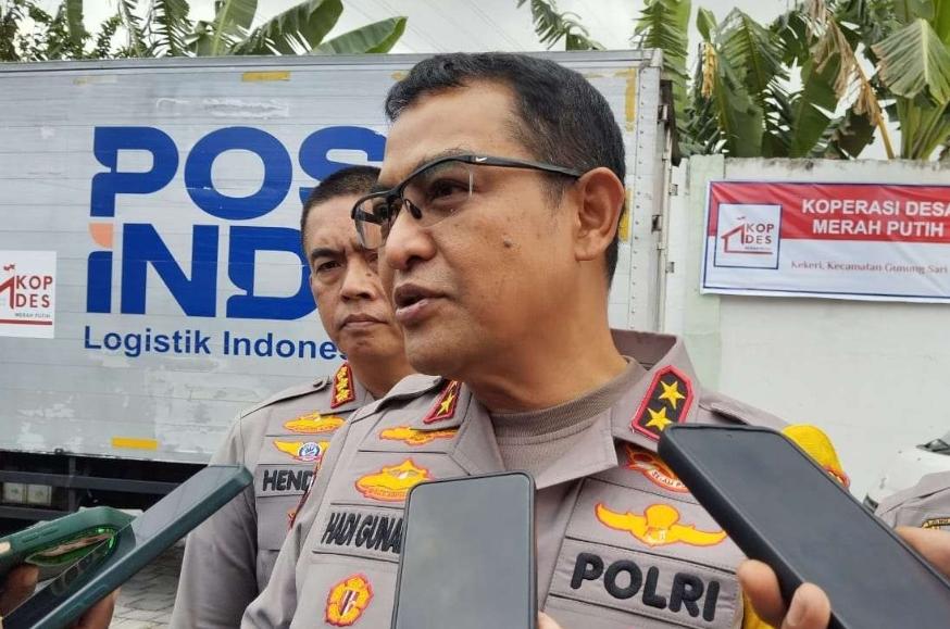 Kapolda NTB, Irjen Pol, Hadi Gunawan berjanji akan menindak tegas para pelaku peredaran beras oplosan dan minyak goreng kurang takaran di wilayah setempat.