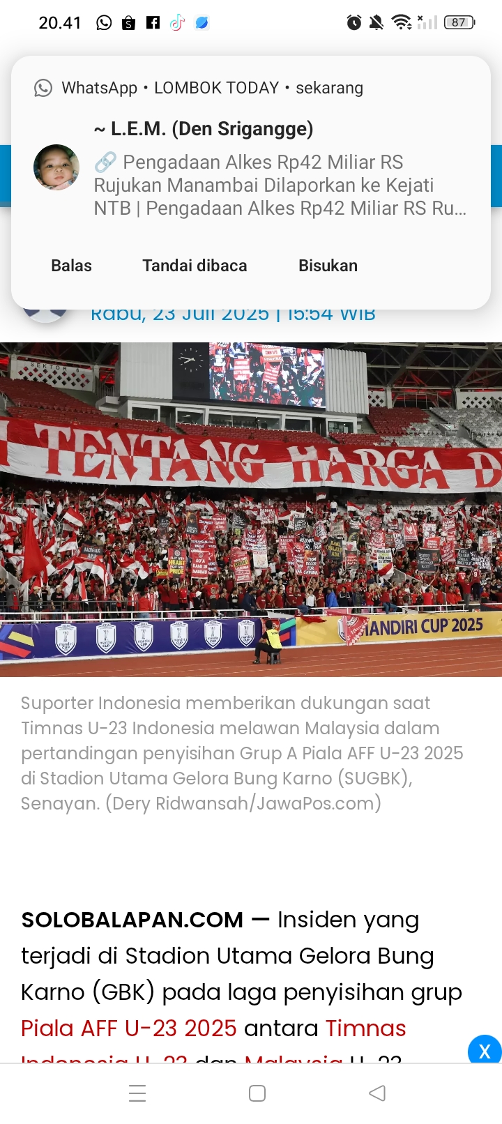 Dalam laga ASEAN Championship U-23 (Piala AFF U-23 2025), insiden bendera Malaysia dibalik oleh suporter Indonesia.