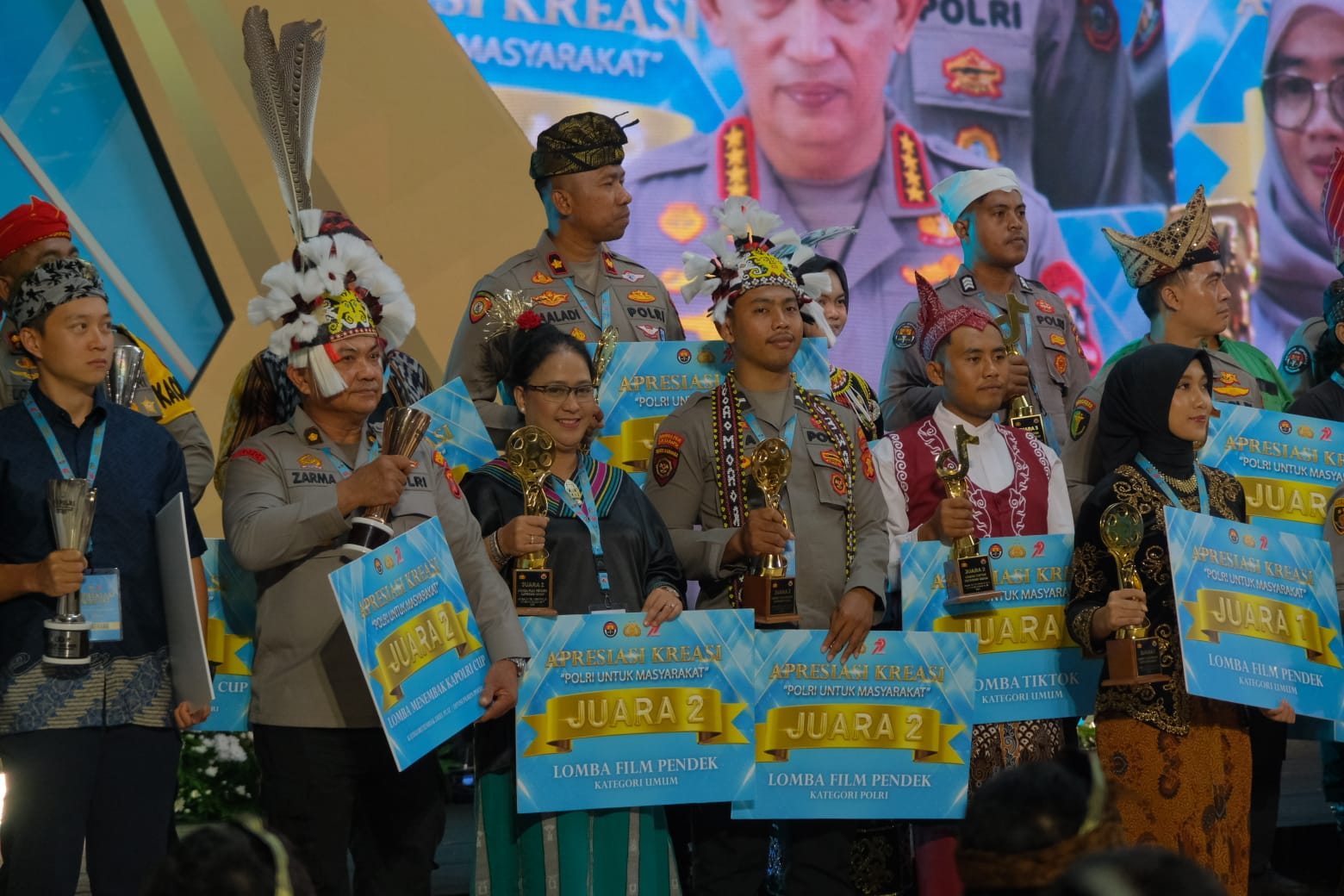 Kanwil Kemenkum NTB berhasil meraih Juara 2 Film Pendek Kategori Umum, mengungguli puluhan peserta dari berbagai instansi pemerintah se Indonesia