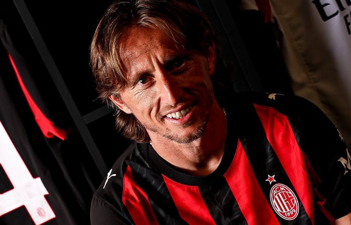 Nomor punggung Luka Modric di Real Madrid akan dipakai Kylian Mbappe usai hengkang ke AC Milan