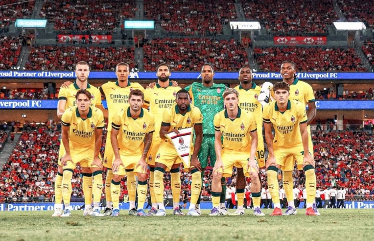 Noah Okafor menyumbangkan dua gol untuk AC Milan berlaga dengan Liverpool di The Standard Chartered Trophy di Stadion Hongkong, Sabtu, 27 Juli 2025.