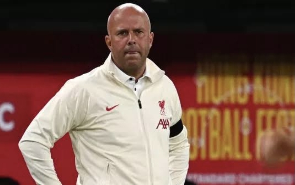 Arne Slot memastikan bahwa tujuan utama Liverpool bukan hanya kompetitif di Liga Inggris, tapi juga berprestasi di Eropa. (Foto: liverpool.com)