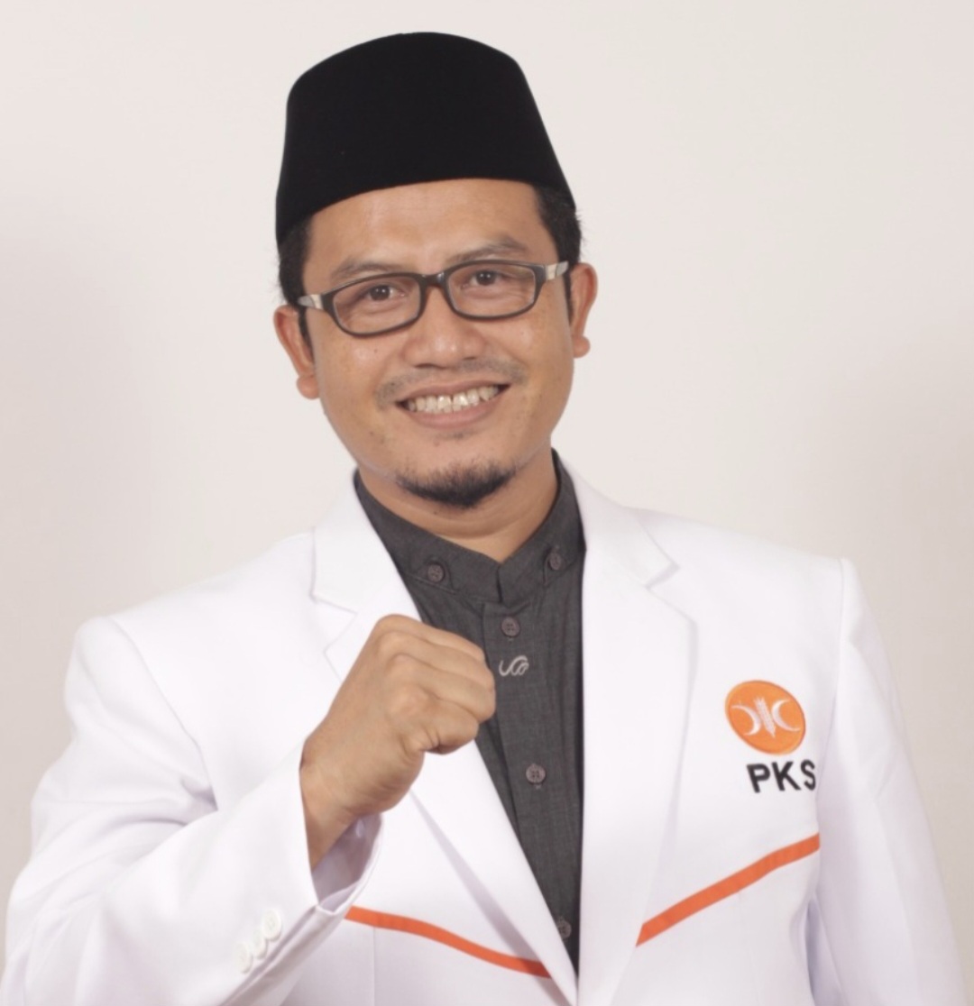SIAPAKAN KABINET: Ketua DPW PKS NTB Uhibbussa