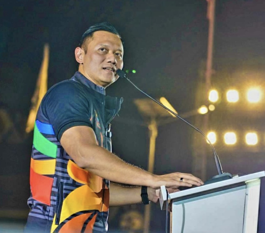 Menteri Koordinator (Menko) Bidang Infrastruktur dan Pembangunan Kewilayahan sekaligus Ketua Umum Partai Demokrat Agus Harimurti Yudhoyono (AHY) saat membuka Fornas VIII 2025, Sabtu malam (26/7).