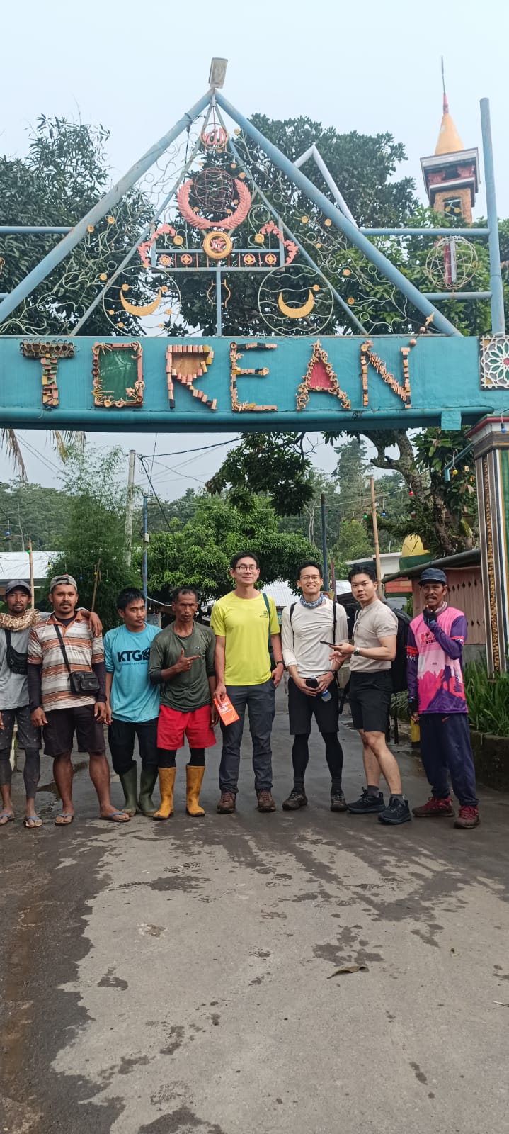 Sejumlag guide Pendakian gunung Rinjani