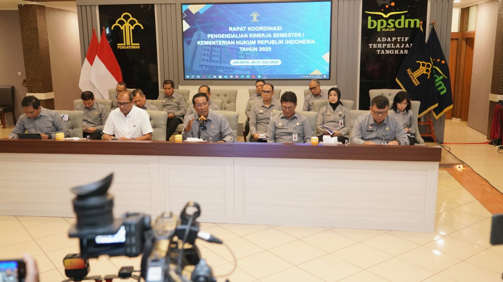 Menteri Hukum Supratman Andi Agtas membeberkan capaian kementeriannya di triwulan II tahun 2025