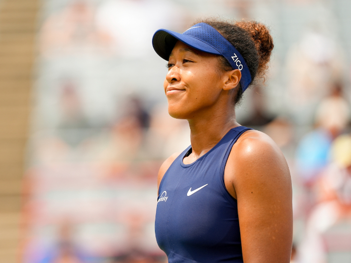 Naomi Osaka berhasil menundukkan Liudmila Samsonova di National Bank Open 2025. Pelatih baru Wiktorowski berperan penting.