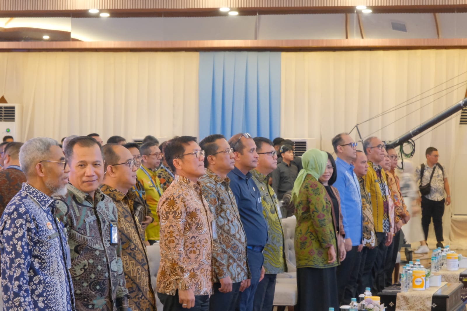 Kakanwil Kemenkum NTB I Gusti Putu Milawati menghadiri Rakor Pengendalian Kinerja Semester I Kementerian Hukum Tahun 2025 di Badan Pengembangan Sumber Daya Manusia (BPSDM) Hukum, Depok, Kamis (31/7).