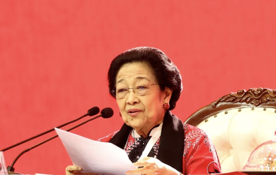 Ketua Umum PDIP Megawati Soekarnoputri melantik pengurus DPP PDIP periode 2025-2030 di arena Kongres VI PDIP di Bali Nusa Dua Convention Center (BNDCC), Sabtu (2/8).