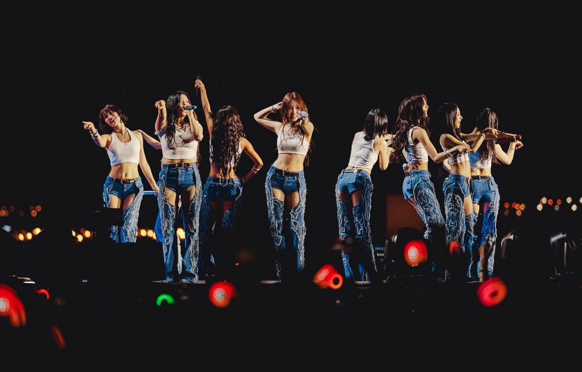 TWICE sukses guncang panggung Lollapalooza Chicago