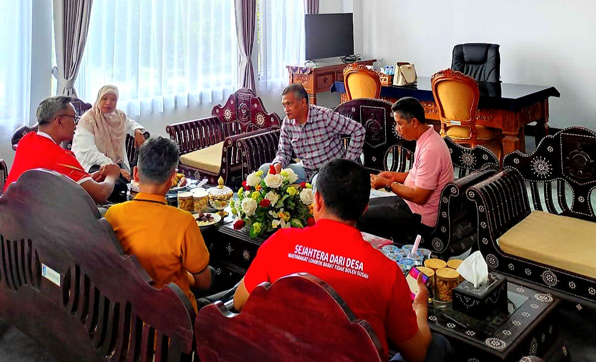 KOORDINASI: Wabup Nurul Adha saat memimpin rapat persiapan MBG di wilayah kantong kemiskinan Lobar, pekan lalu.