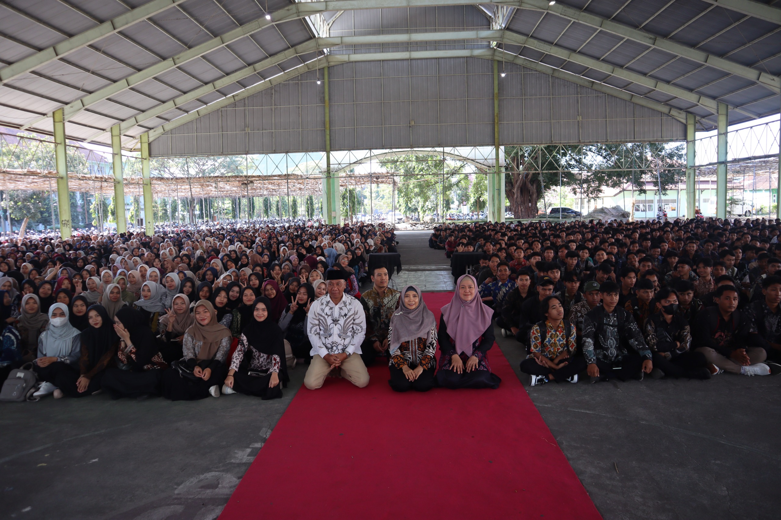 Program general english bagi mahasiswa baru Universitas Hamzanwadi ini merupakan salah satu inisiatif strategis kampus untuk membekali mahasiswa dengan keterampilan bahasa Inggris sejak dini.