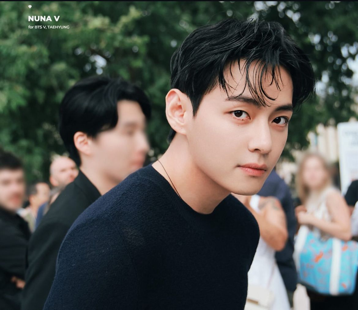V BTS