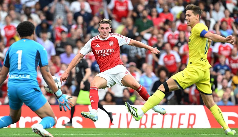 Pemain anyar Arsenal Viktor Gyokeres masuk dalam nominasi Ballon d
