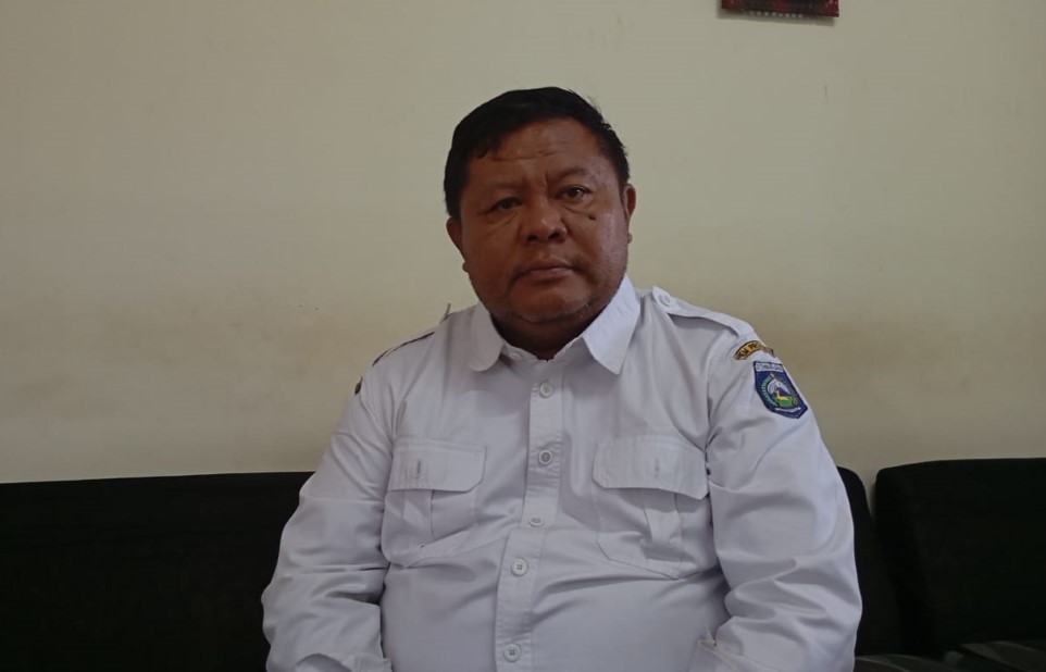 Kepala SMKPPN Mataram Sugiarta menyarankan, agar pemula mengetahui dulu jenis ikan hias yang akan dipelihara.