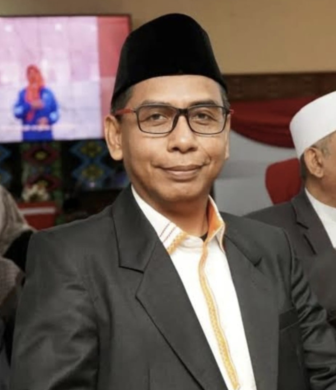 Ketua Komisi III DPRD NTB Sambirang Ahmadi mendesak Pemprov untuk menggenjot belanja daerah di semester kedua.
