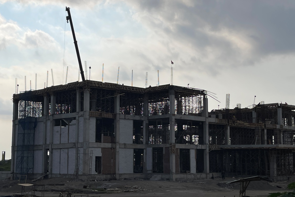 MIMPI LAMA: Tampak luar bangunan kantor Wali Kota Mataram yang kelak akan bernama Balai Mentaram.
