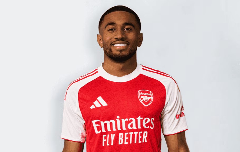 Reiss Nelson menjadi salah satu pemain yang akan dijual Arsenal untuk mendapatkan dana segar usai jor-joran membeli pemain.