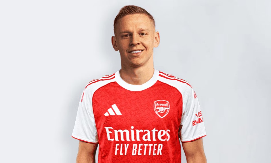 Pemain Nottingham Forest Oleksandr Zinchenko berpeluang besar kembali ke Arsenal.