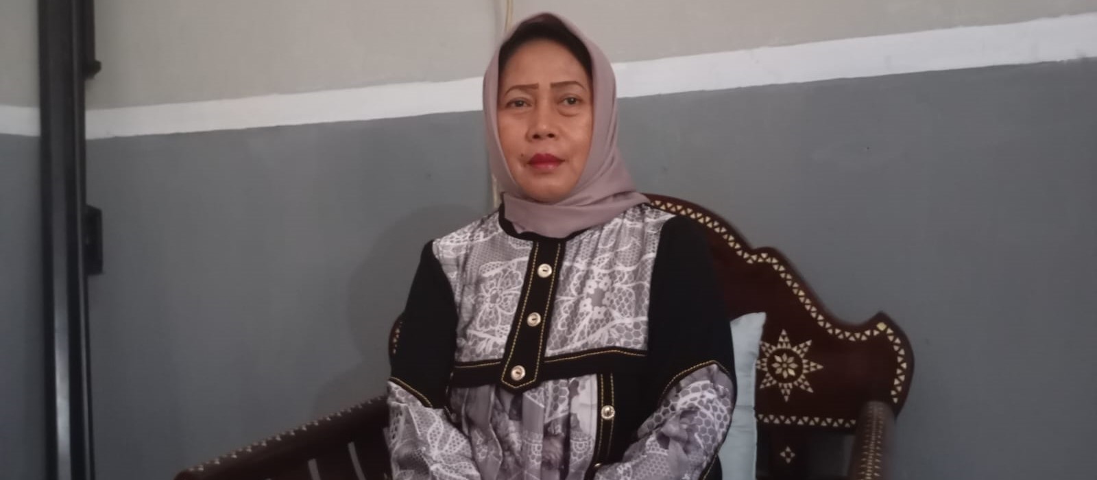 Kepala SMPN 14 Mataram Lina Yeti Budiasih