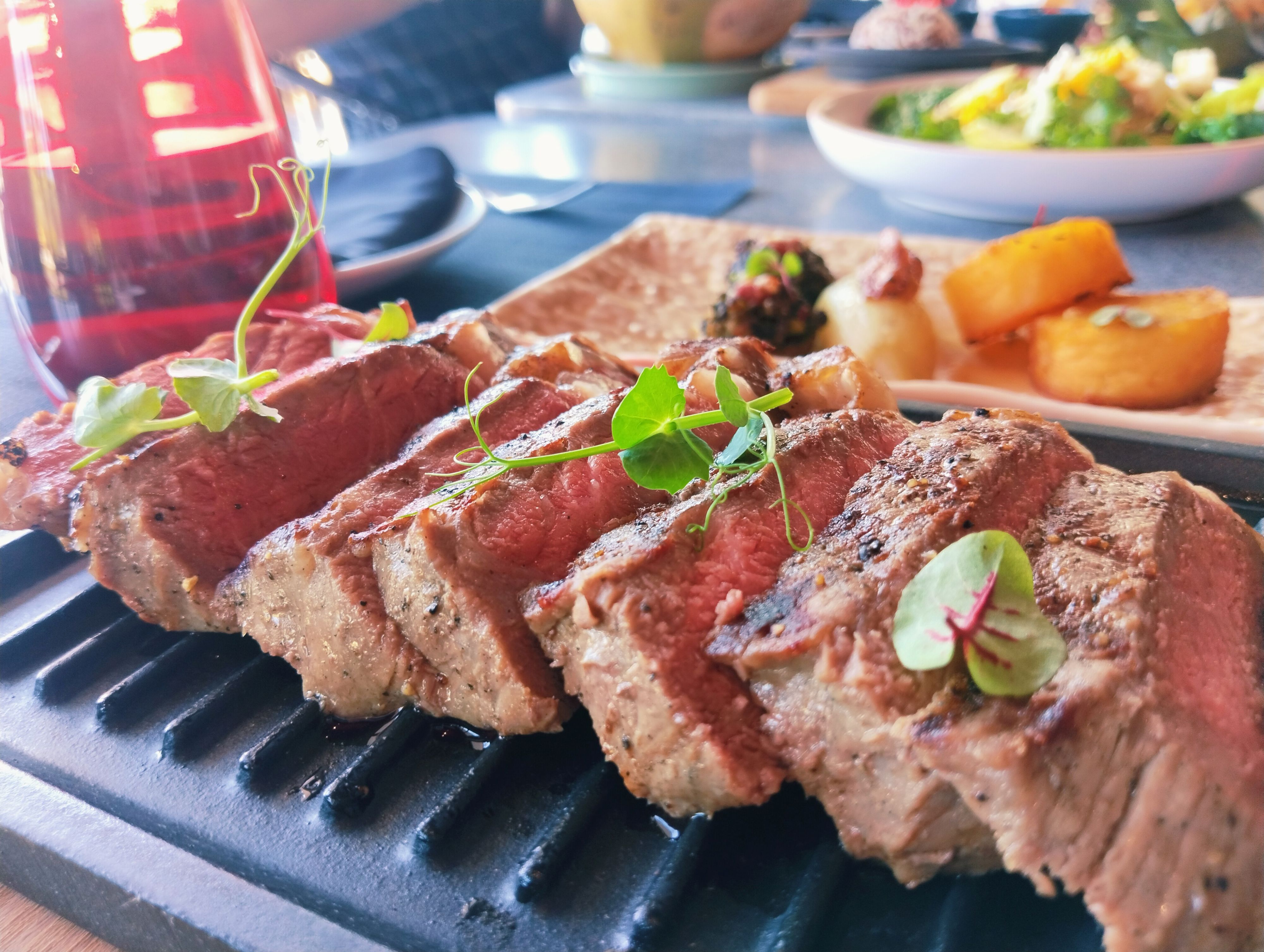 TOP MENU: Beef Wagyu, satu dari lima menu baru yang disajikan Pullman Lombok Merujani Mandalika Beach Resort di Lombok Tengah, Provinsi Nusa Tenggara Barat (NTB).