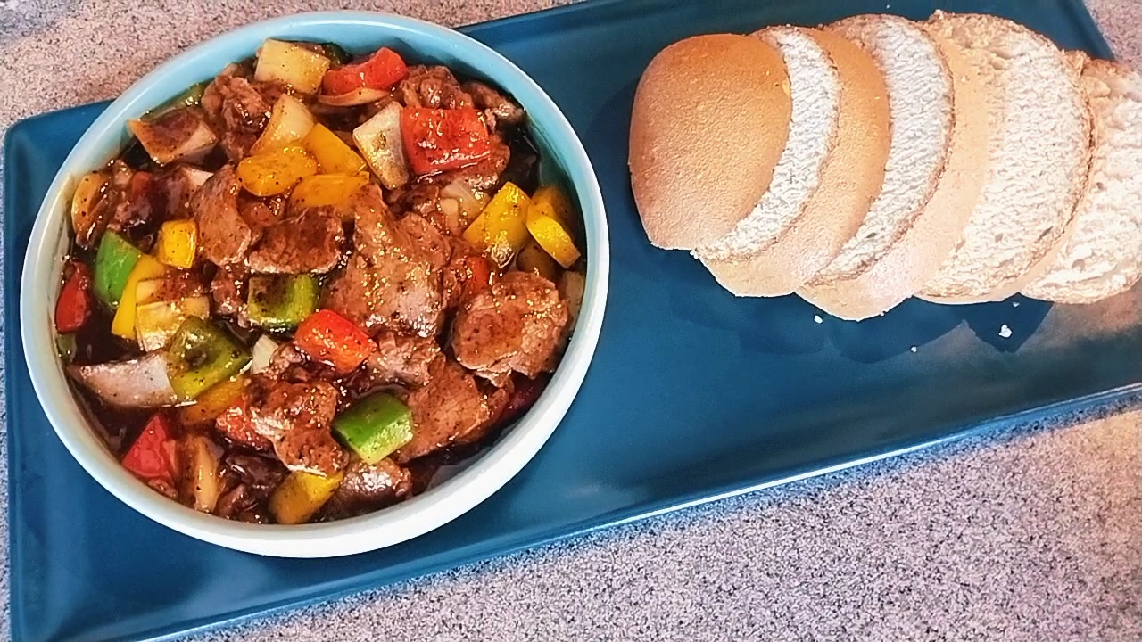 TOP MENU: Mantau Daging, satu dari lima menu baru yang disajikan Pullman Lombok Merujani Mandalika Beach Resort di Lombok Tengah, Provinsi Nusa Tenggara Barat (NTB).