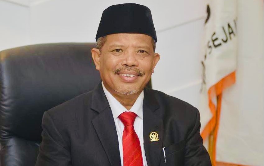 Johan Rosihan (Anggota DPR RI Fraksi PKS Dapil NTB I Pulau Sumbawa)