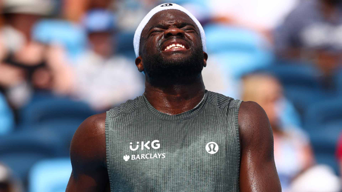 Frances Tiafoe mundur di Cincinnati Open 2025 karena cedera punggung, Holger Rune melaju ke perempat final dan tunggu lawan berikutnya.