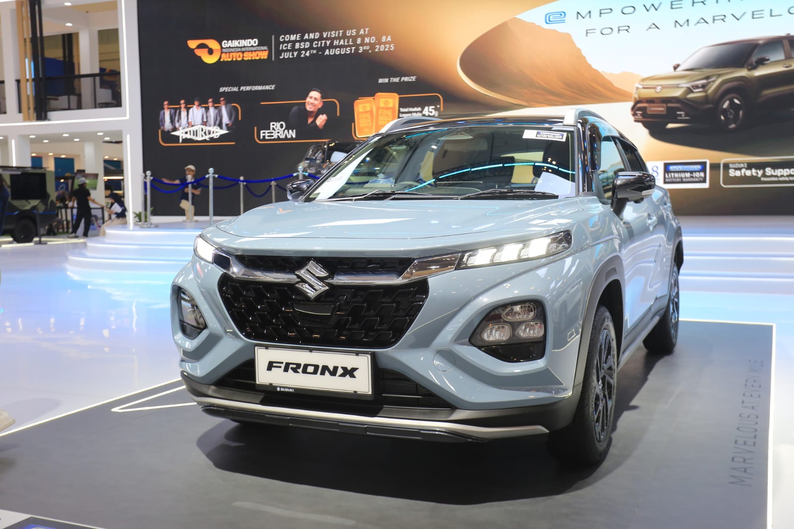 JPT Suzuki Indomobil Sales (SIS) menawarkan program gratis perawatan berkala Suzuki Fronx hingga jarak 50.000 km atau 30 bulan.