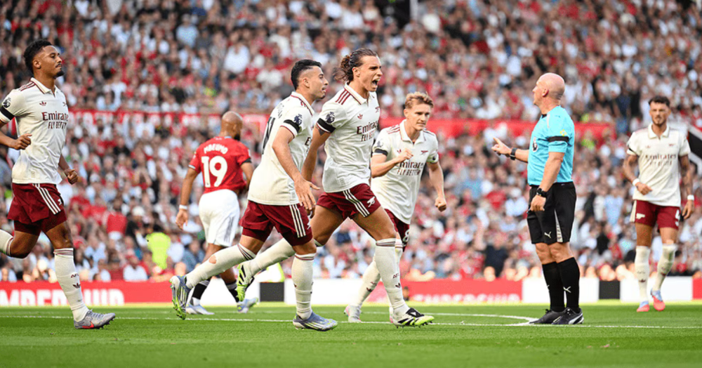 Bertandang ke markas rival abadi, Manchester United, di Old Trafford, skuad asuhan Mikel Arteta sukses mengunci kemenangan tipis 1-0.