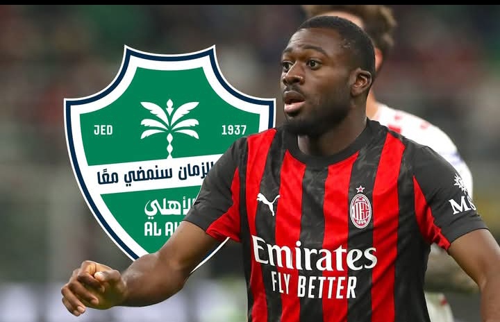 Kepada AC Milan, Al Ahli telah menawarkan lebih dari &euro; 35 juta untuk membawa Youssouf Fofana.