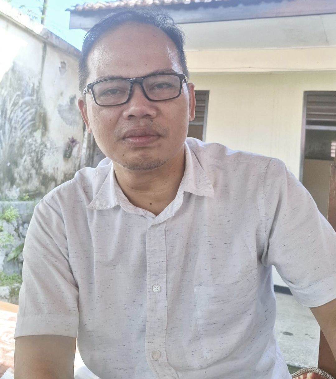 Direktur Walhi NTB Amri Nuryadin ingatkan kerusakan ekosistem Rinjani jika kereta gantung dilanjutkan.