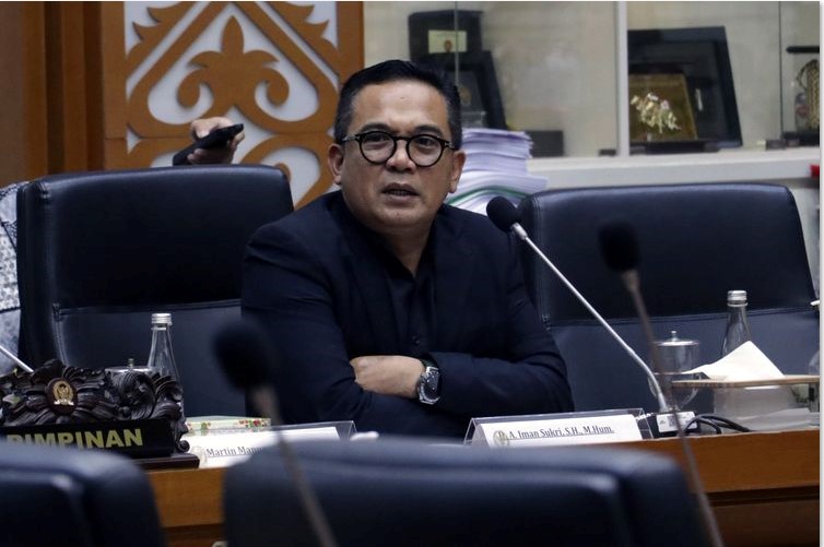 Anggota Komisi III dari Fraksi PKB Ahmad Iman Syukri, mendukung penuh langkah Menteri Hukum dan HAM (Menkumham) Supratman Andi Agtas, yang meminta dilakukan audit terhadap Lembaga Manajemen K