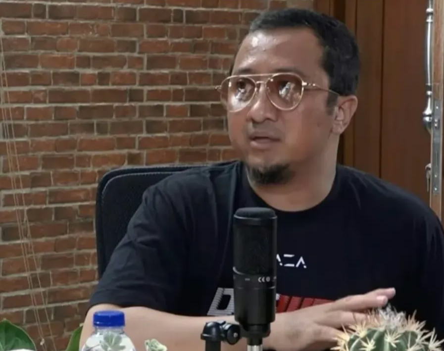 Ustad Yusuf Mansur baru-baru ini viral lantaran niatnya ingin membeli Manchester United.
