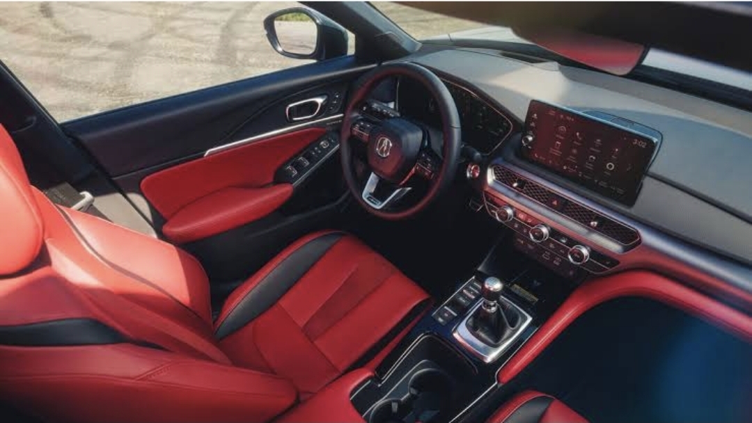 Untuk bagian kabin, Acura Integra 2026 kini dibekali layar sentuh 9 inci sebagai standar, lebih besar dari sebelumnya yang hanya 7 inci. (istimewa)