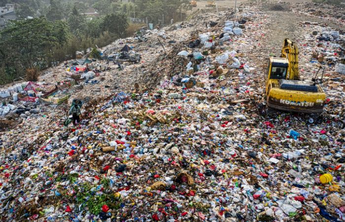 Pemkot Mataram baru bisa membeli 1 unit insinerator untuk usai sampah