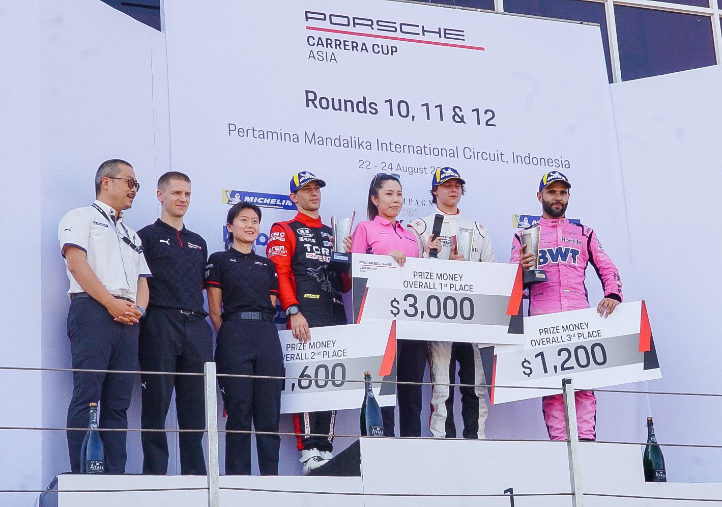 Marcus Amand dari Team Betterlife berhasil keluar sebagai pemenang seri ke-10 Porsche Carrera Cup Asia 2025 di Sirkuit Internasional Mandalika, Sabtu (23/8).