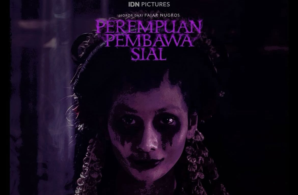 Film Perempuan Pembawa Sial