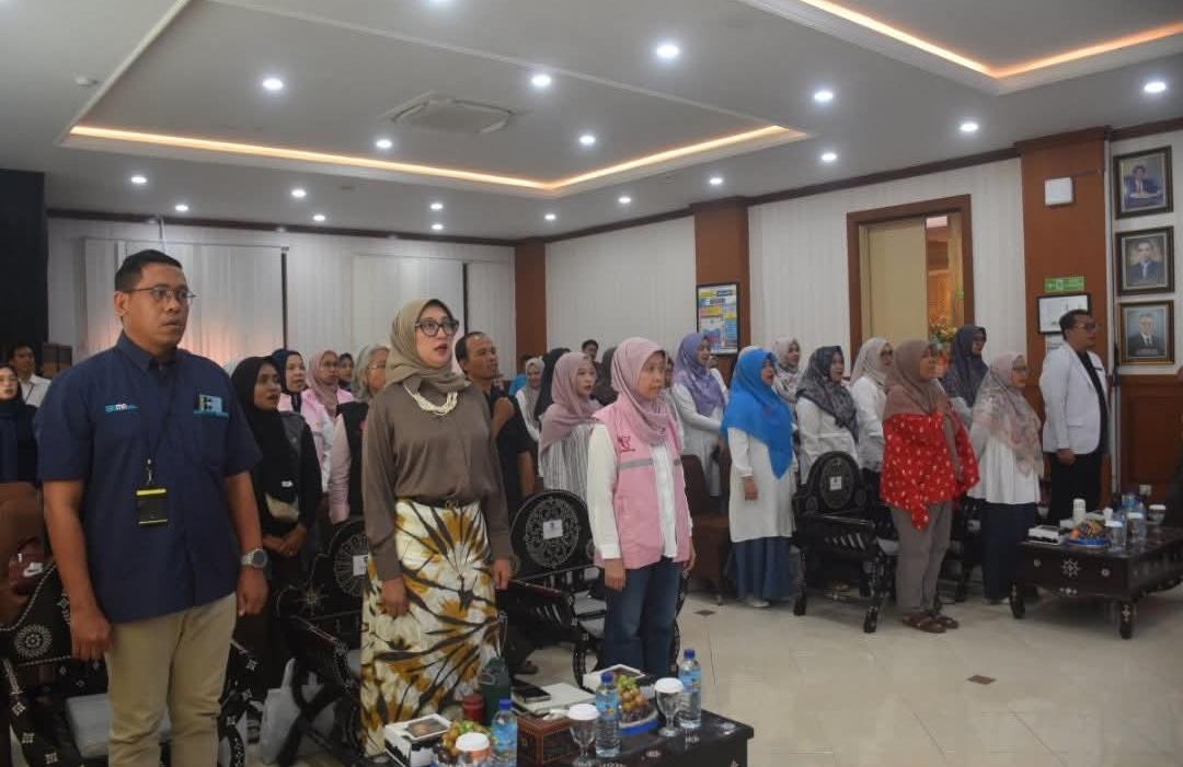 Kegiatan Inspiring Srikandi PLN menghadirkan Ketua TP PKK NTB, Bunda Sinta M. Iqbal, Nursida Syam sebagai pengiat Literasi dan dokter kejiwaan Dr Diatmika, SpKJ.